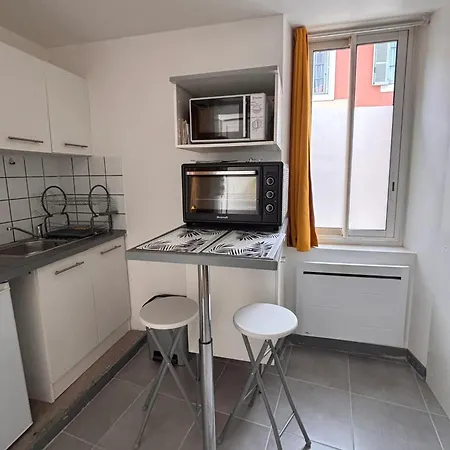 Cosy A Avec Terrasse Et Jardin Appartement Tarbes