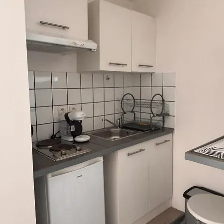 Appartement Cosy A Avec Terrasse Et Jardin