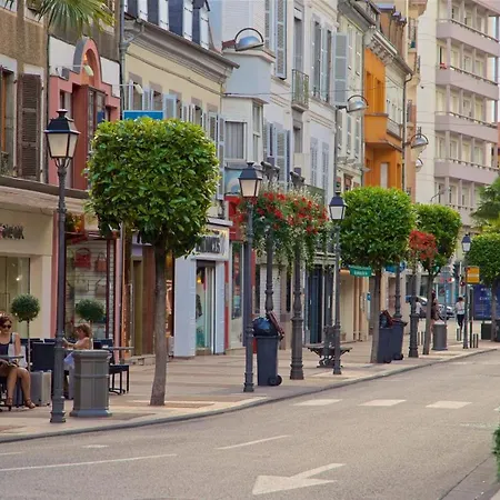 Cosy A Avec Terrasse Et Jardin Appartement *